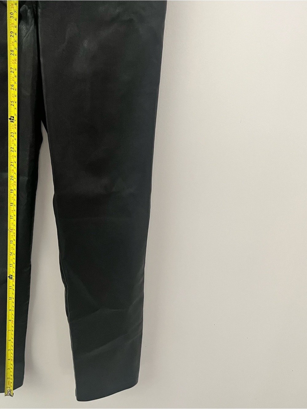 Aritzia Wilfred Melina Vegan Leather Pants Black Size 6 - Picture 15 of 16